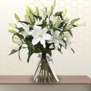 white lily bunch - flower delivery dubai Main image