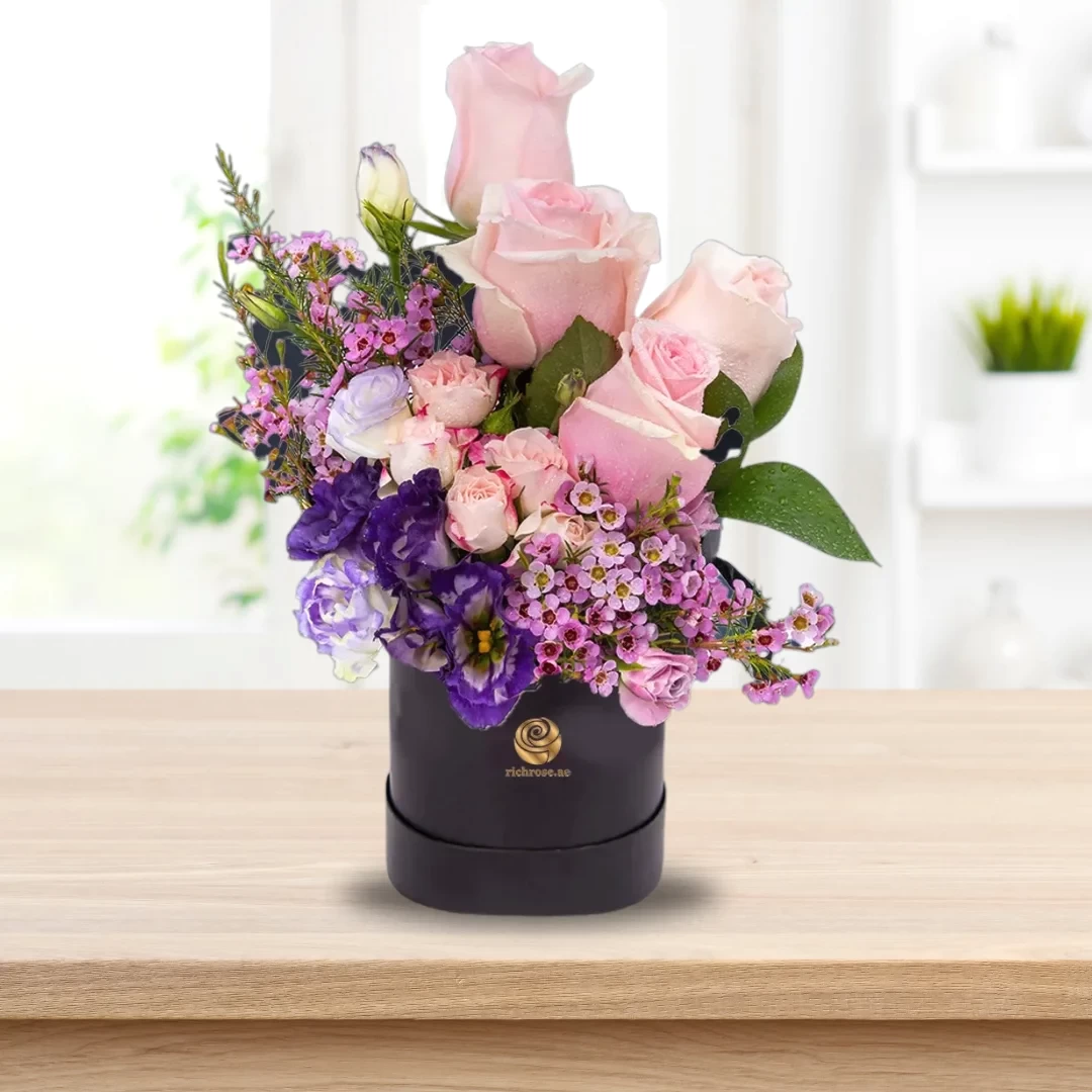 Banjul- Mix Pink Flowers in black box