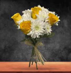 Yellow and white flowers bouquet